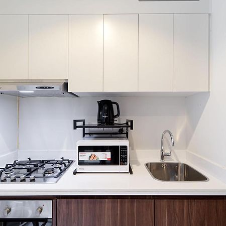 Alluring 1 Bd Apartment In Business Bay With Burj Khalifa View Dubai Exteriör bild