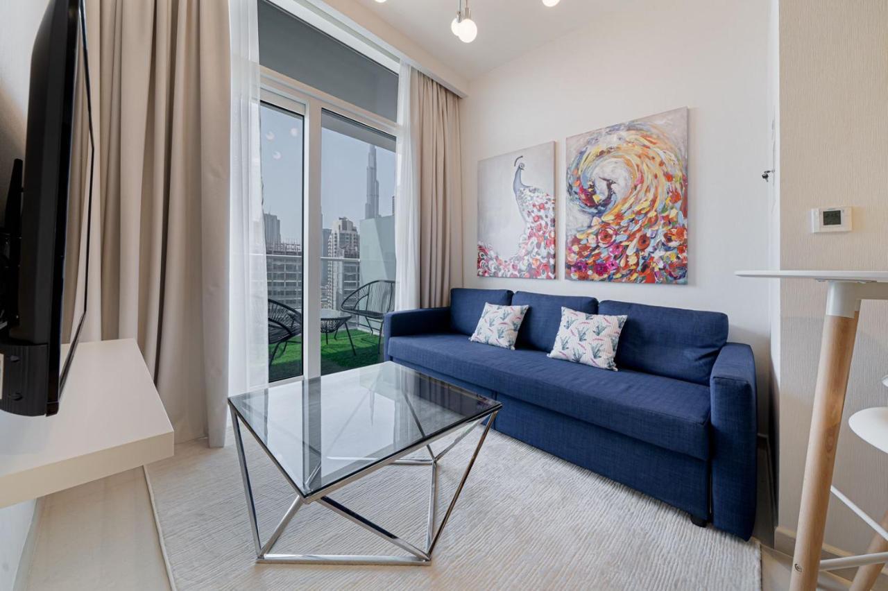 Alluring 1 Bd Apartment In Business Bay With Burj Khalifa View Dubai Exteriör bild