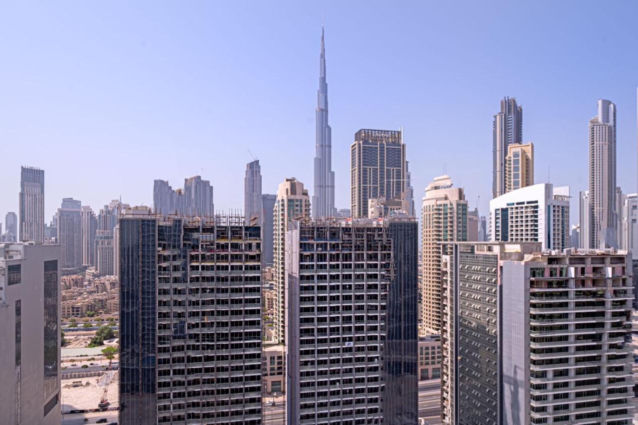 Alluring 1 Bd Apartment In Business Bay With Burj Khalifa View Dubai Exteriör bild
